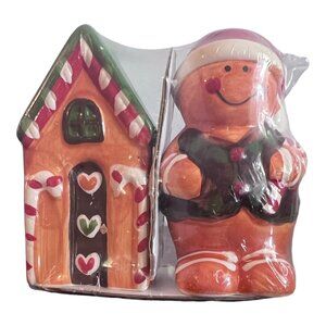 Gingerbread Man and House Salt & Pepper Ceramic Christmas  Holiday Shakers NEW